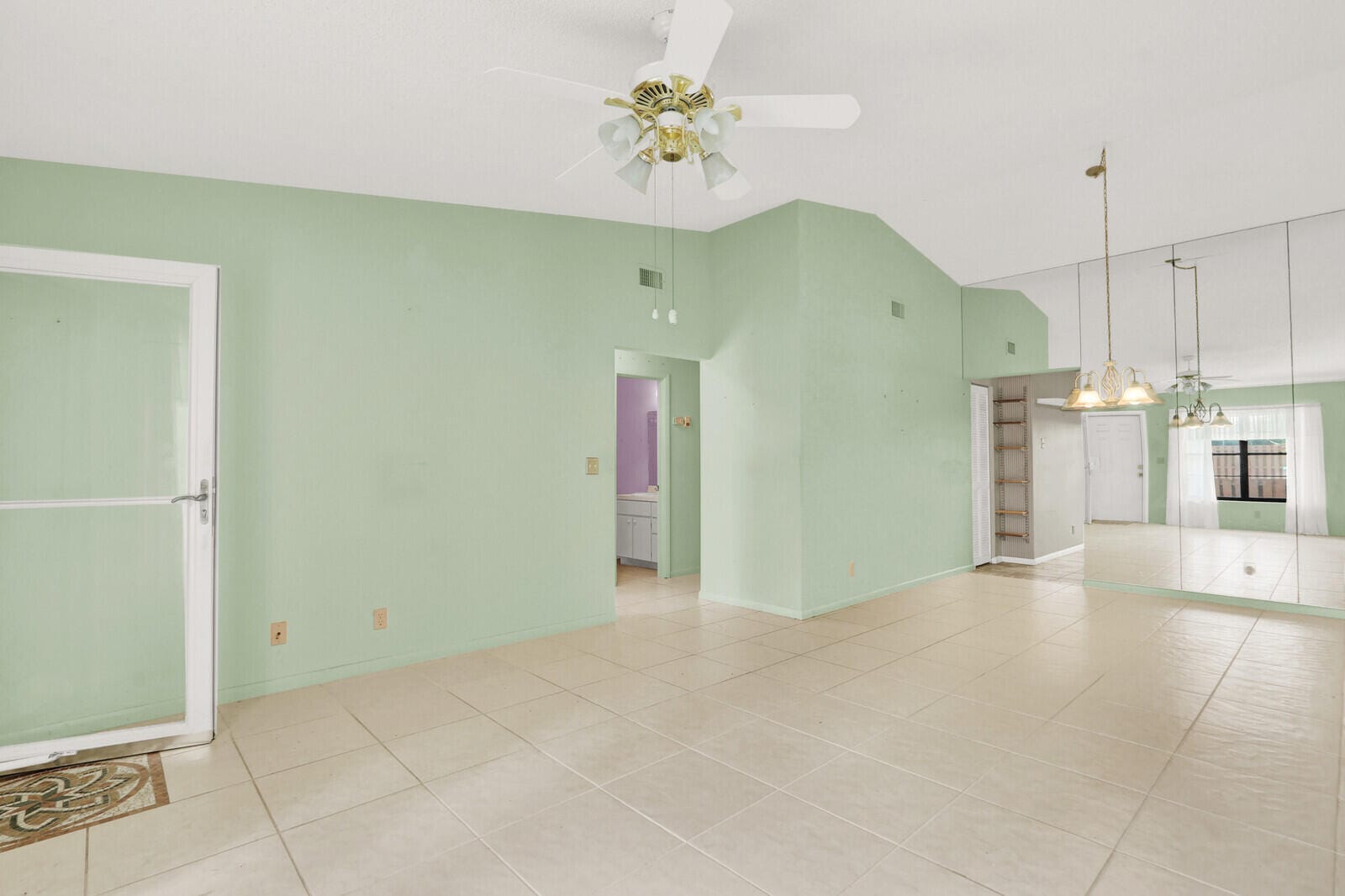 8091 SE Villa Circle — photo 3