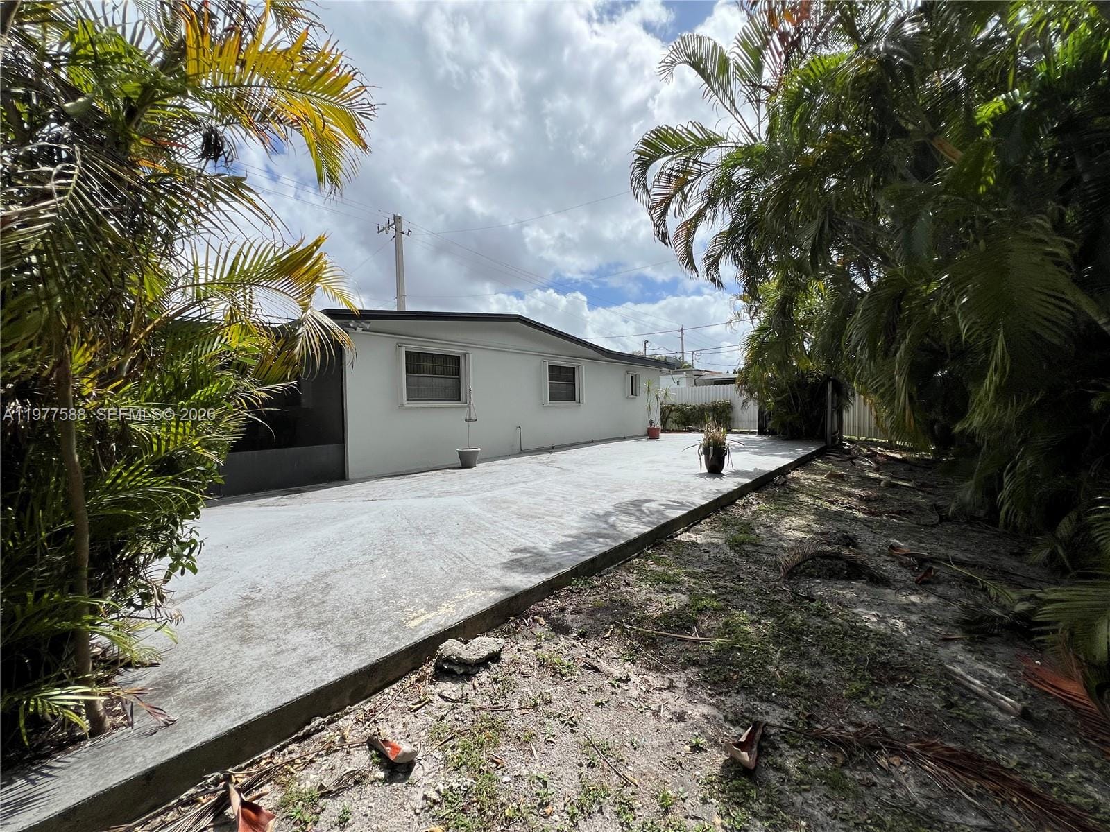 18160 NW 82nd Avenue, Hialeah, FL 33015 photo 17