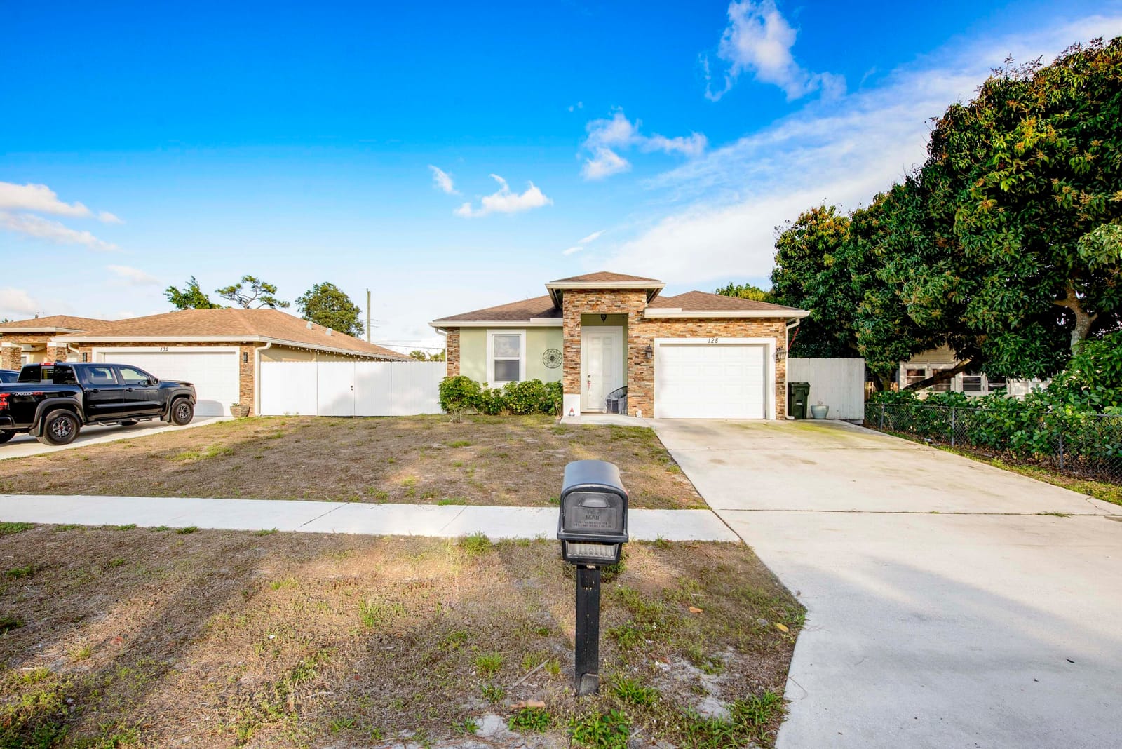 128 Broward Avenue, Greenacres, FL 33463 photo 2