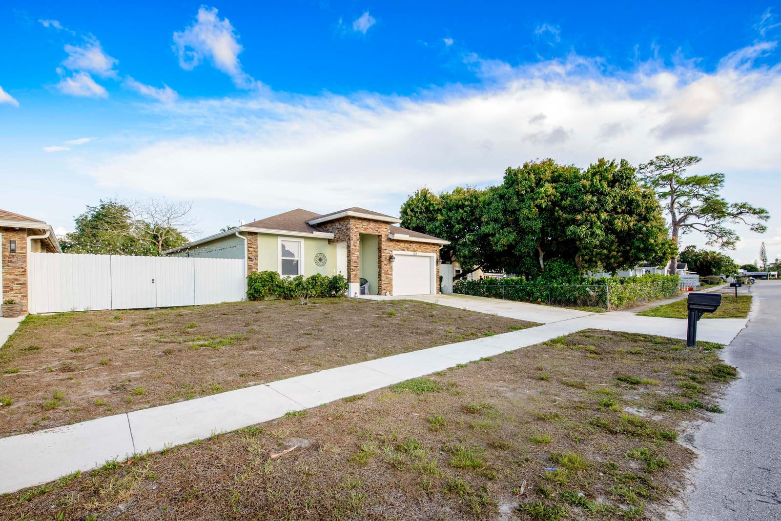 128 Broward Avenue, Greenacres, FL 33463 photo 3