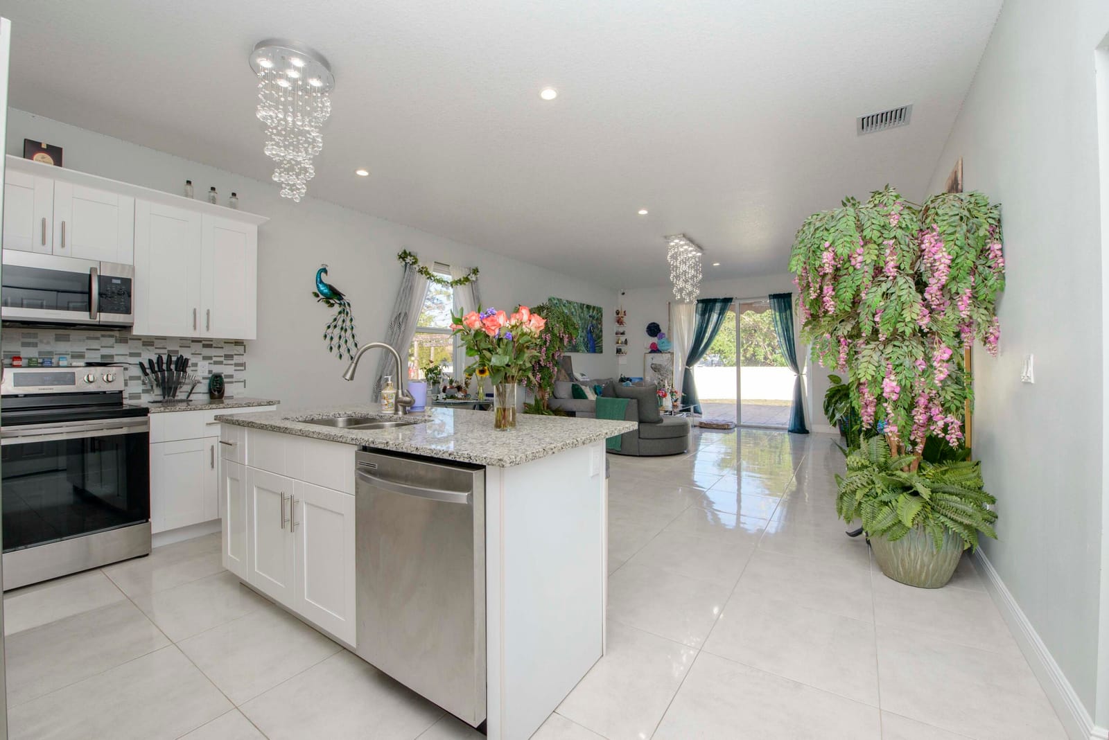 128 Broward Avenue, Greenacres, FL 33463 photo 8