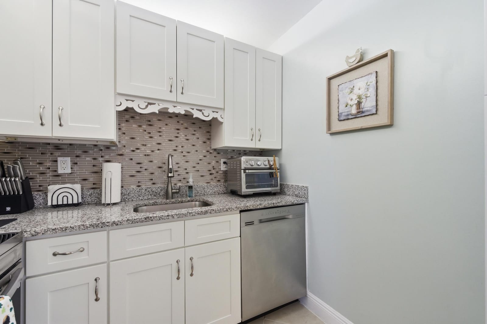 815 Flanders Q — photo 11
