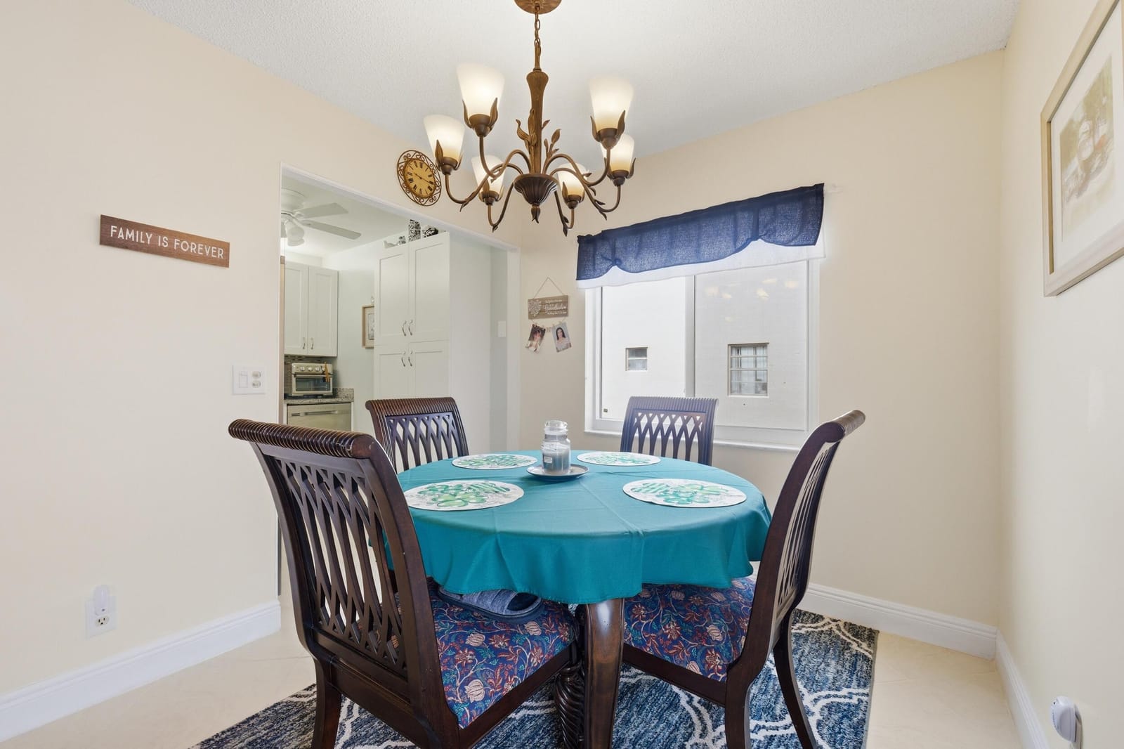 815 Flanders Q — photo 4