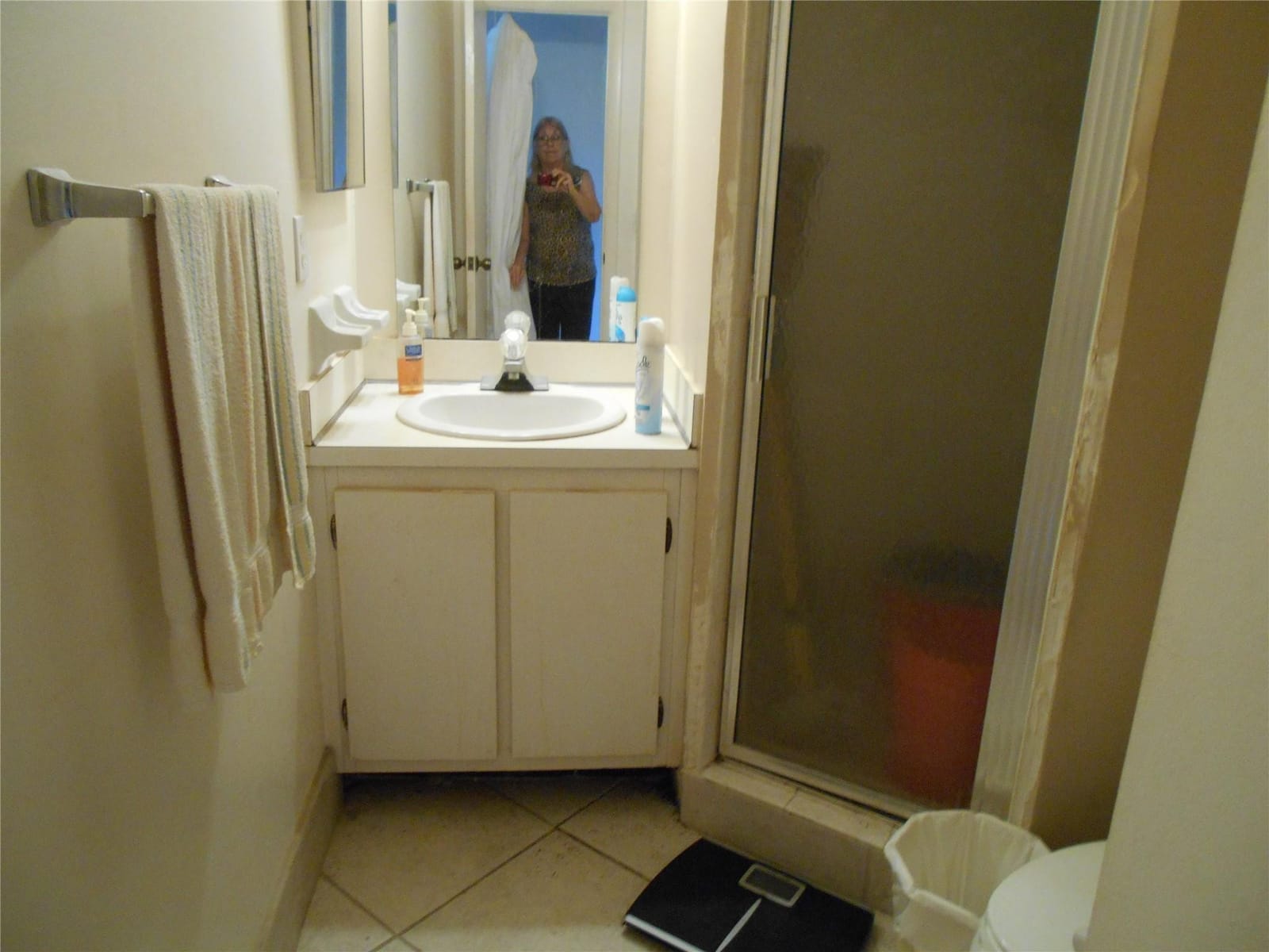 1141 W River Drive 8 — photo 2