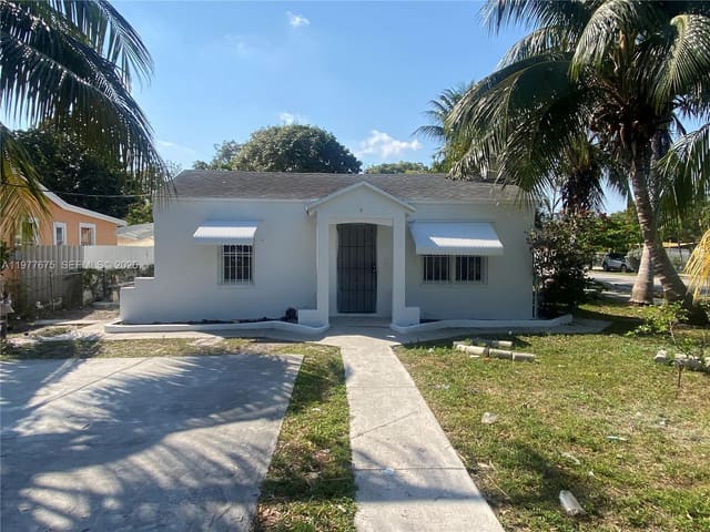 894 NW 108th Street 1, Miami, FL 33168
