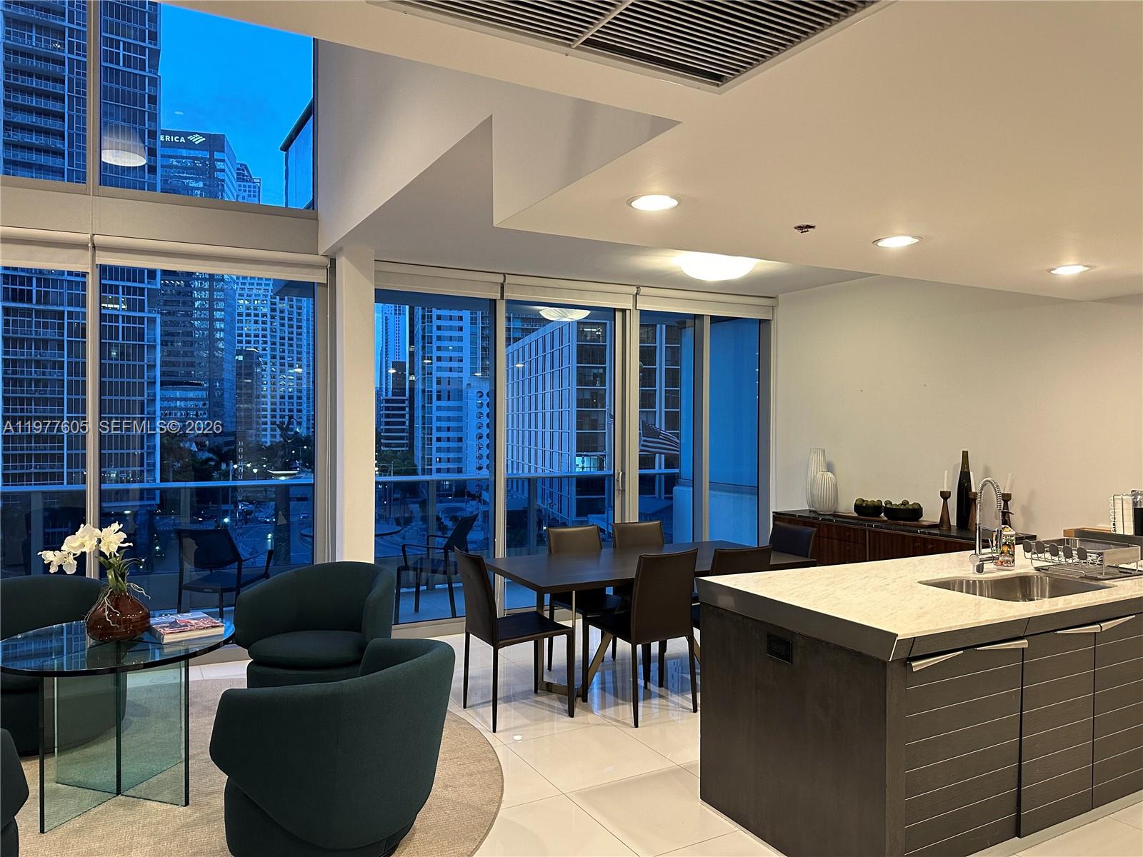 200 S Biscayne Boulevard Way 703, Miami, FL 33131, Miami