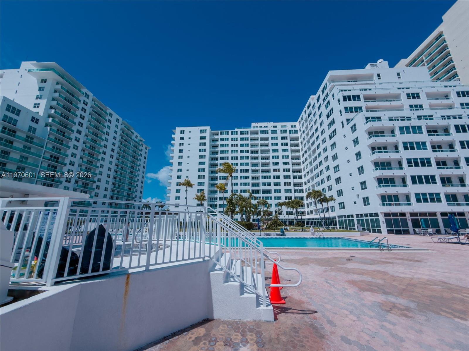 5005 Collins Avenue 825, Miami Beach, FL 33140, Miami Beach