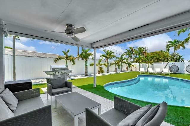 1920 NE 52nd Street, sold in Knoll Ridge, Fort Lauderdale, FL