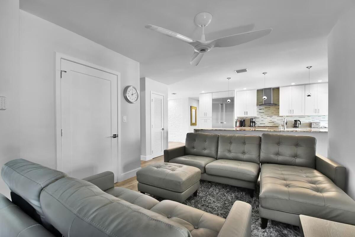 1920 NE 52nd Street, Fort Lauderdale, FL 33308 photo 3
