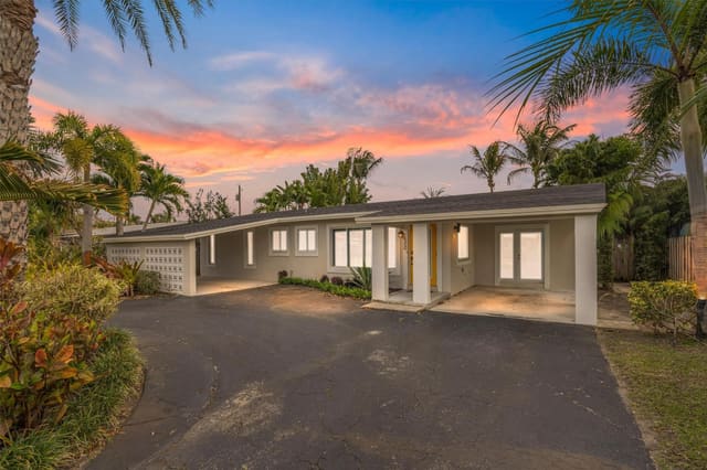 500 NE 28th Drive, sold in Tropical Manors, Wilton Manors, FL