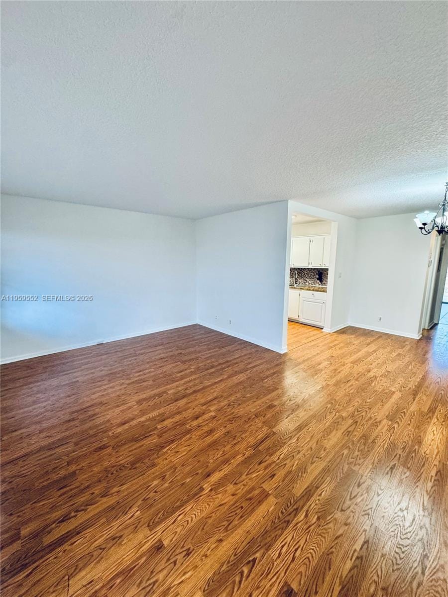 4031 Berkshire 4031 4031 — photo 9