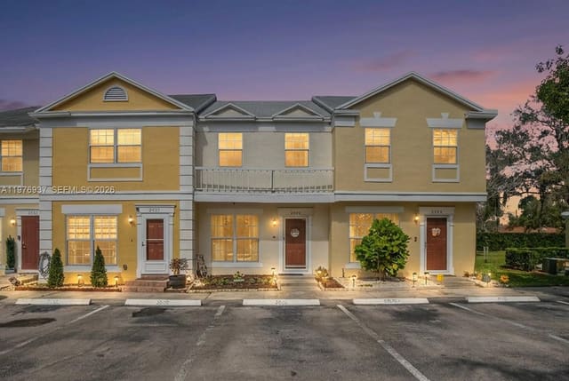 2929 Dorchester Lane, Cooper City, FL 33026