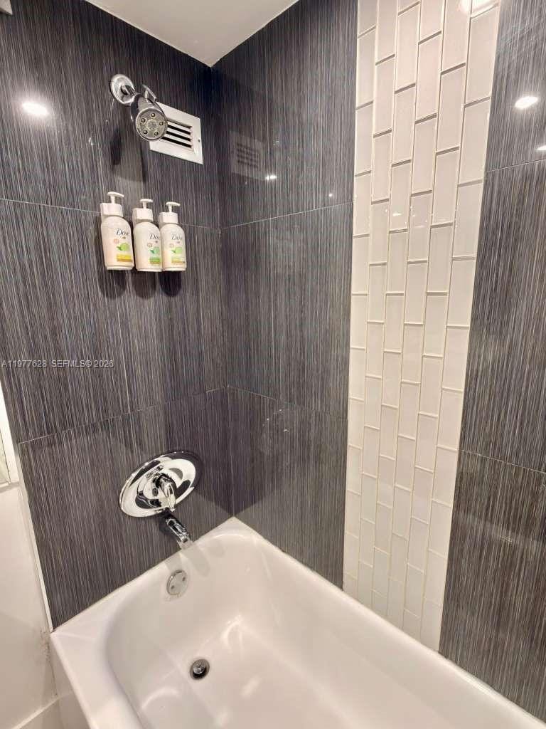 19201 Collins Avenue 933, Sunny Isles Beach, FL 33160 photo 15