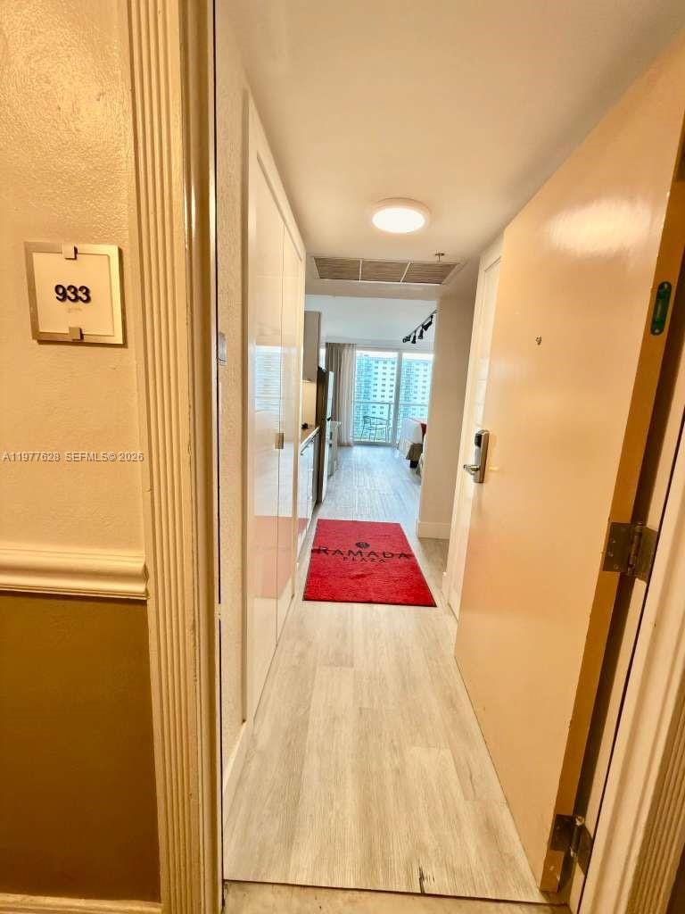 19201 Collins Avenue 933, Sunny Isles Beach, FL 33160 photo 19