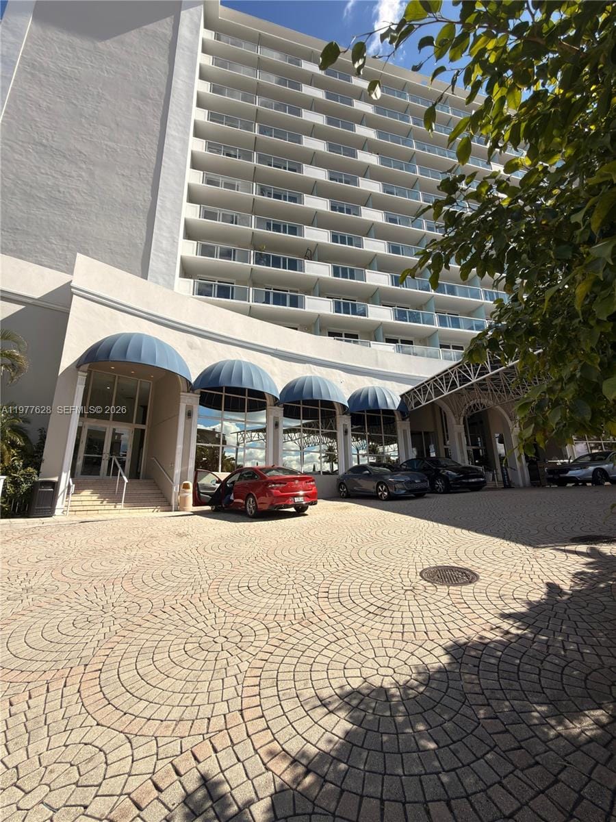 19201 Collins Avenue 933, Sunny Isles Beach, FL 33160 photo 24