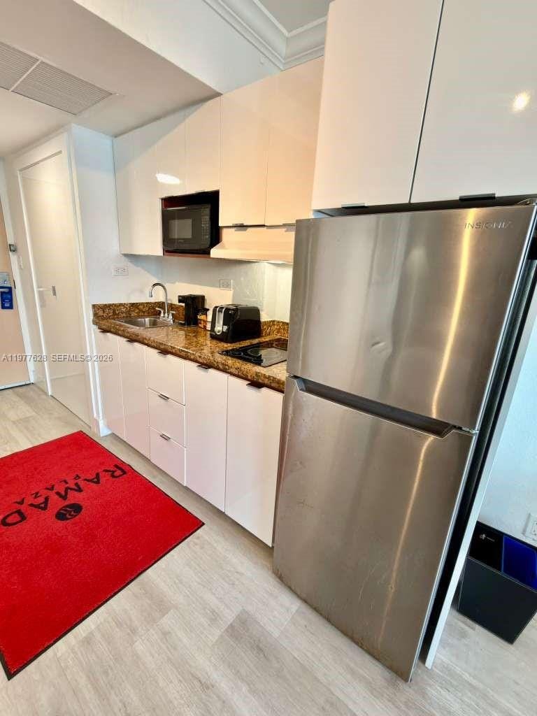 19201 Collins Avenue 933, Sunny Isles Beach, FL 33160 photo 9