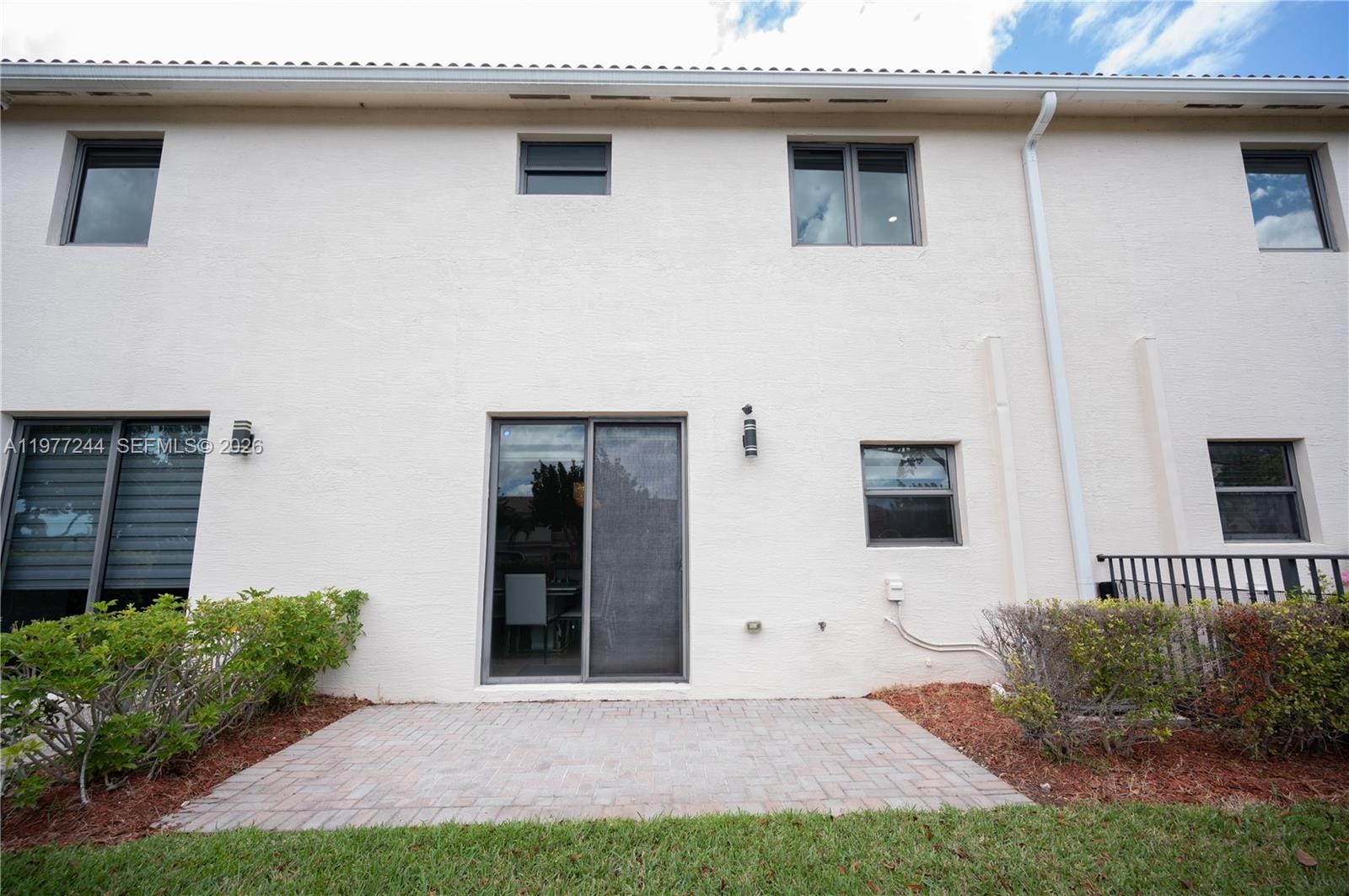 340 NE 194th Lane, Miami, FL 33179 photo 29