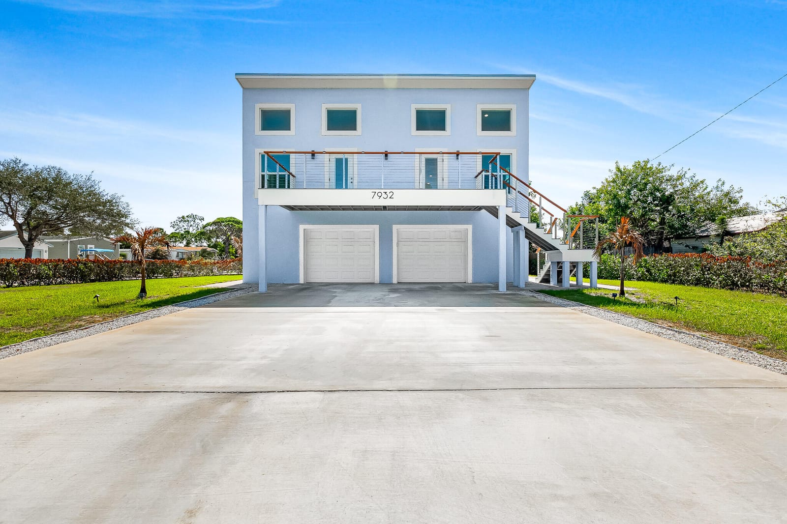 7932 SE Skylark Avenue, Hobe Sound, FL 33455