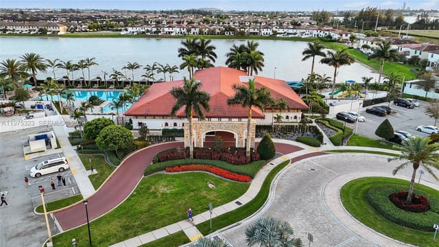 10324 W 34th Court, Hialeah, FL 33018