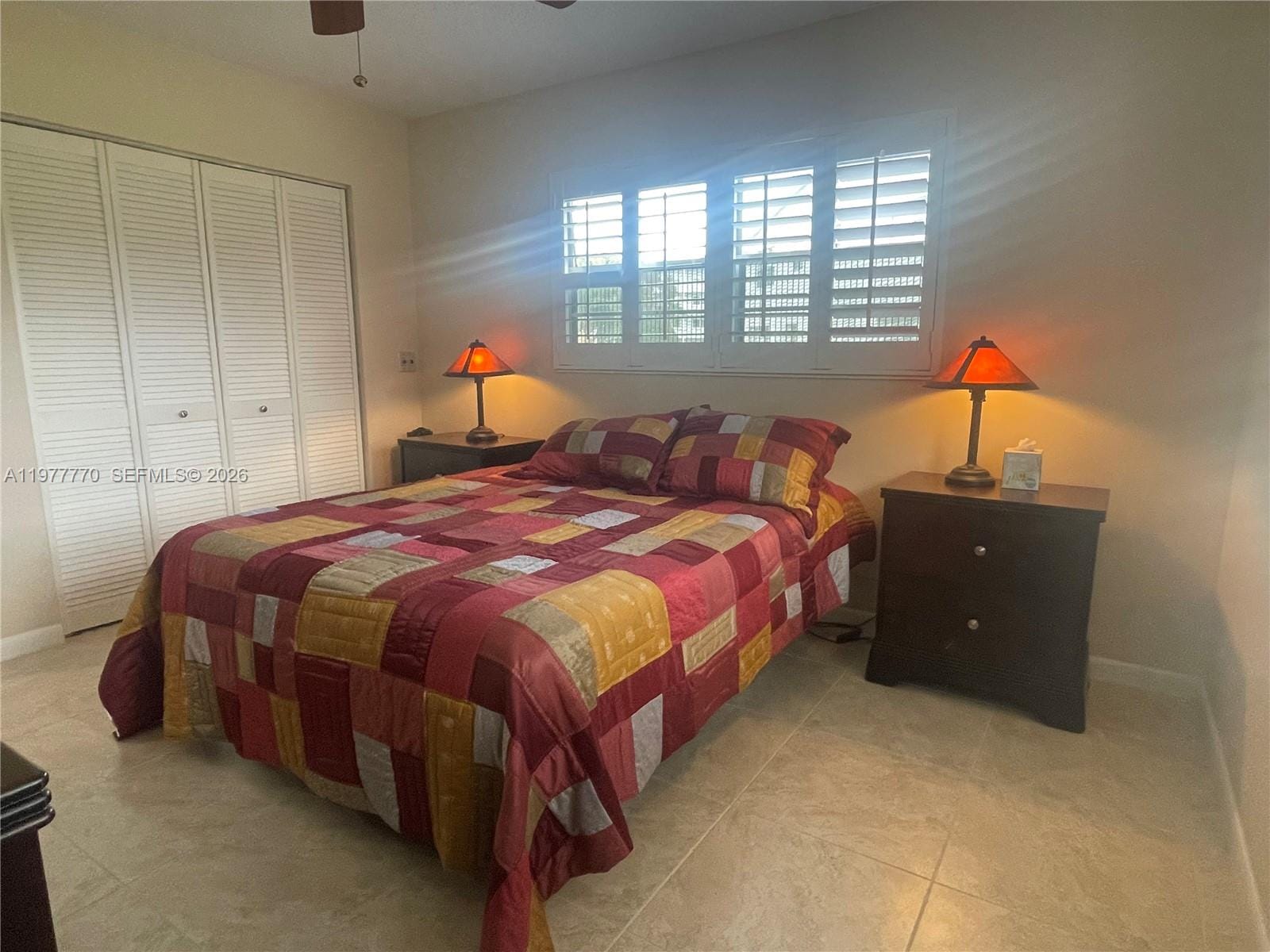 145 Newport J 145 145 — photo 6