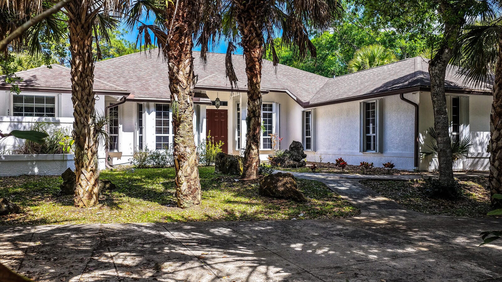 8349 150th Court N, Palm Beach Gardens, FL 33418
