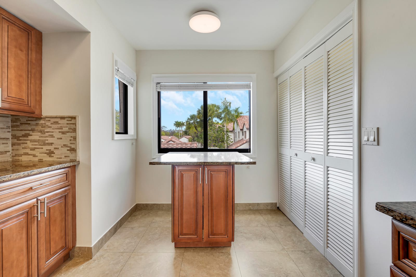 7902 Seville Place 1604 — photo 10