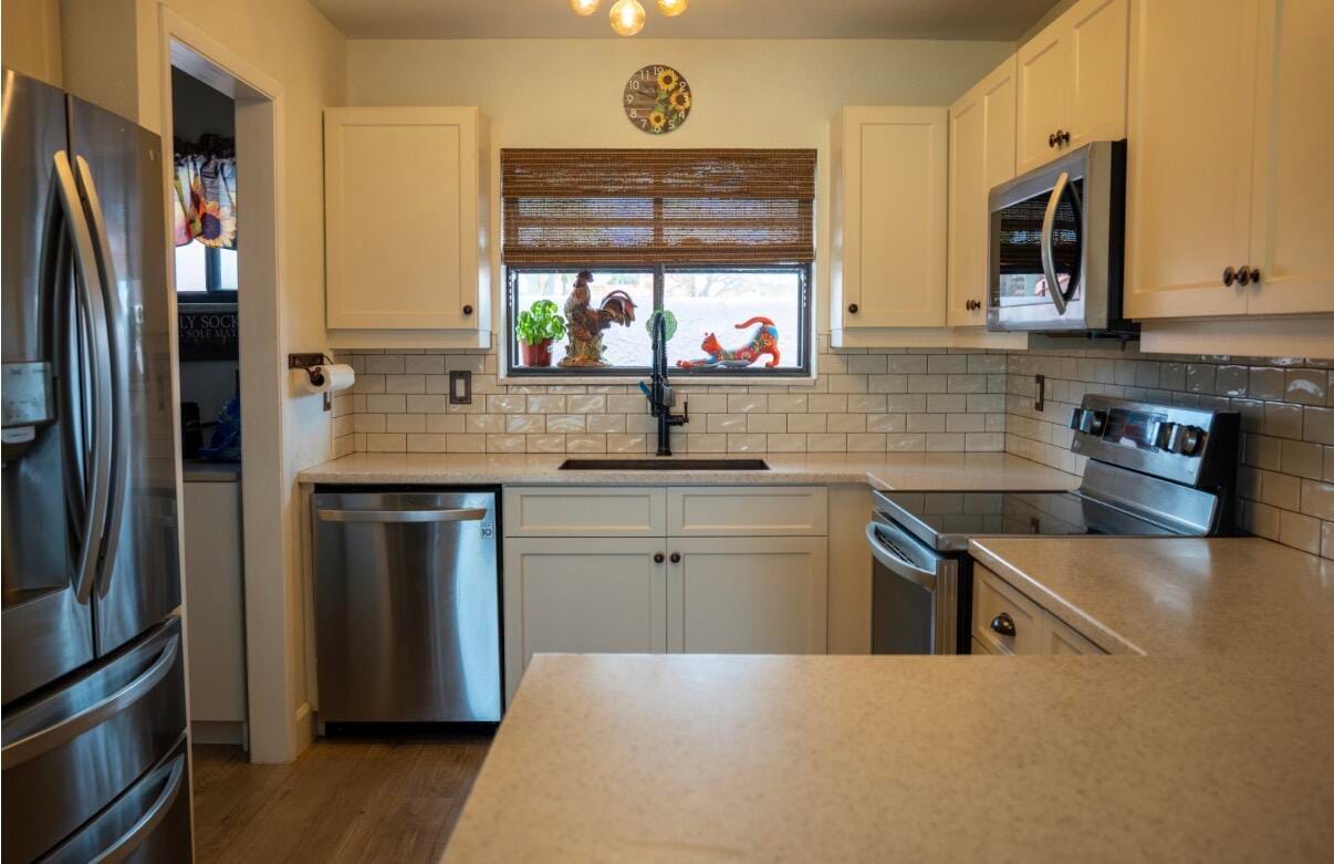 3510 SE Sandpiper Court — photo 3