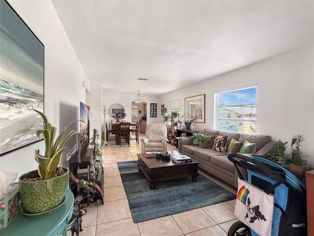 2607 NE 8th Avenue 48, sold in Wilton Village, Wilton Manors, FL