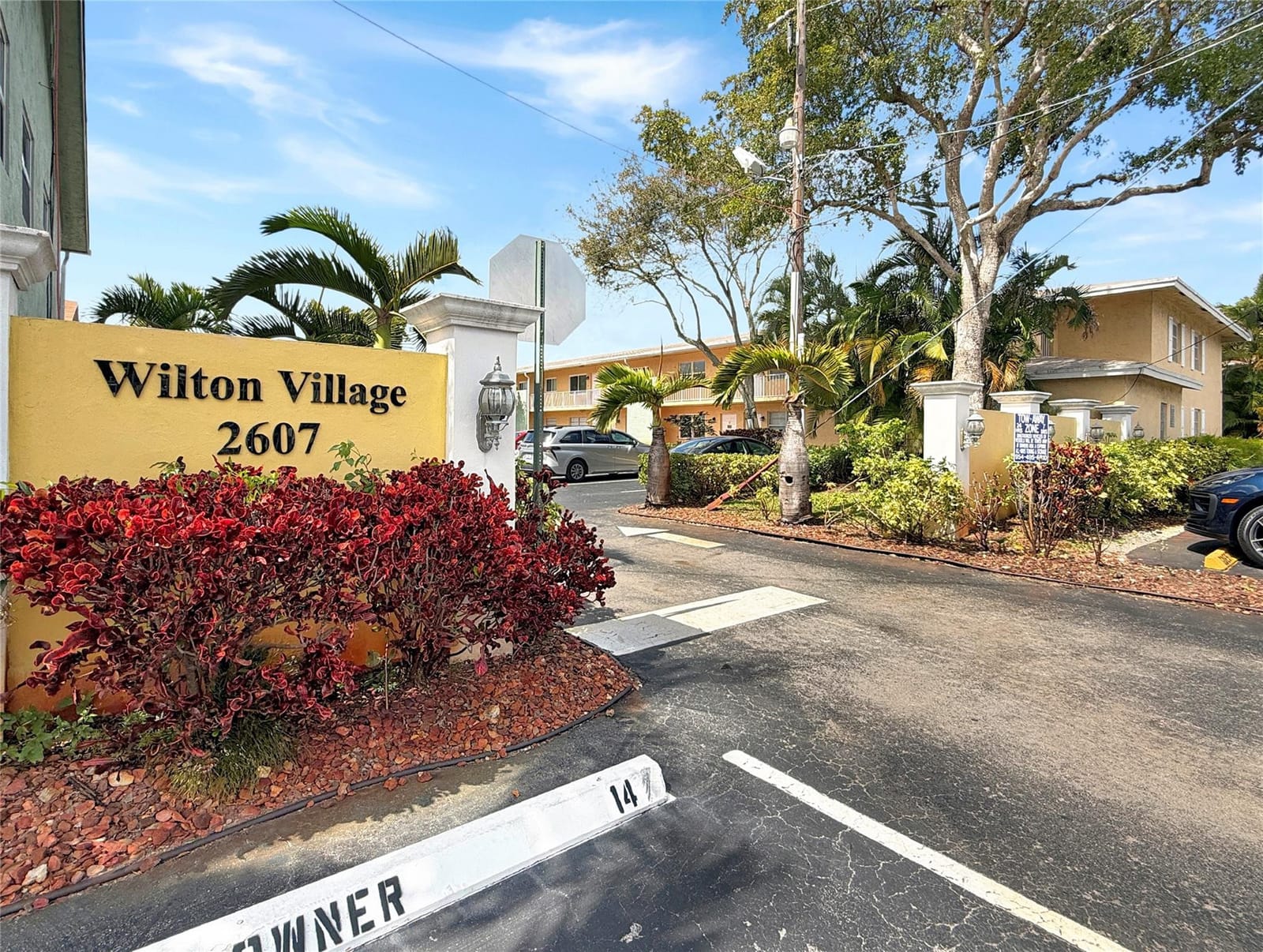 2607 NE 8th Avenue 48, Wilton Manors, FL 33334 photo 13