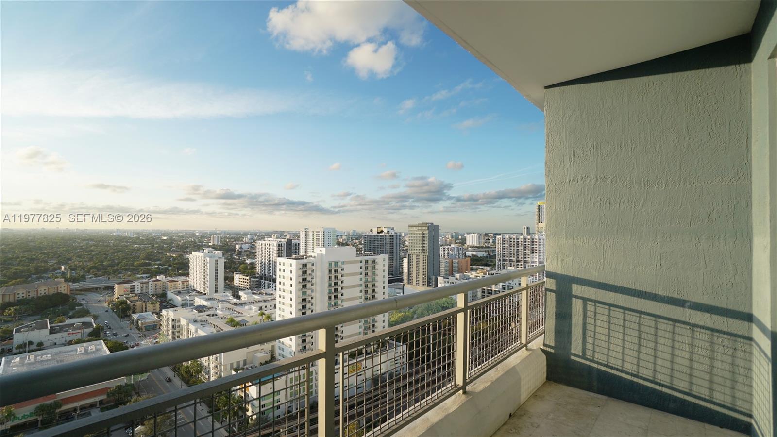 60 SW 13th Street 2215, Miami, FL 33130, Miami