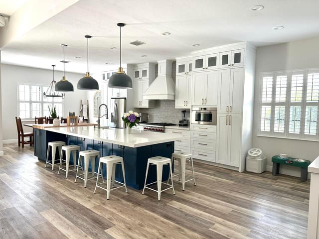 10441 Prato Street, sold in Castellina, Wellington, FL