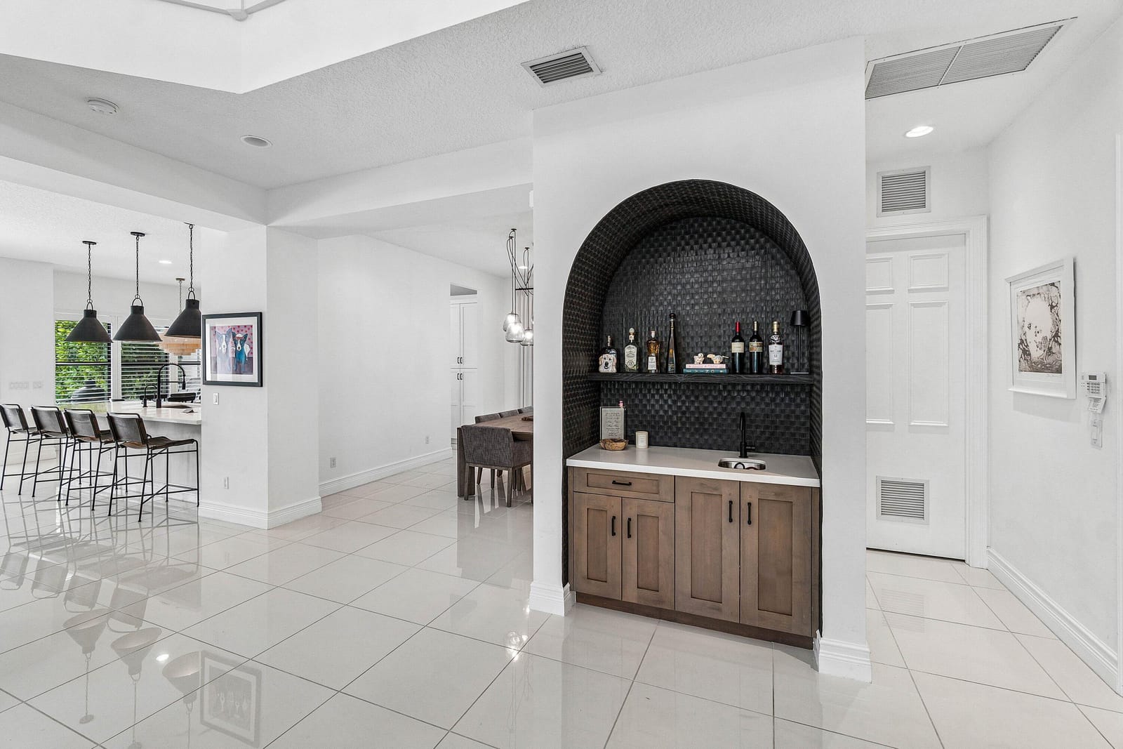9566 Eden Roc Court — photo 9