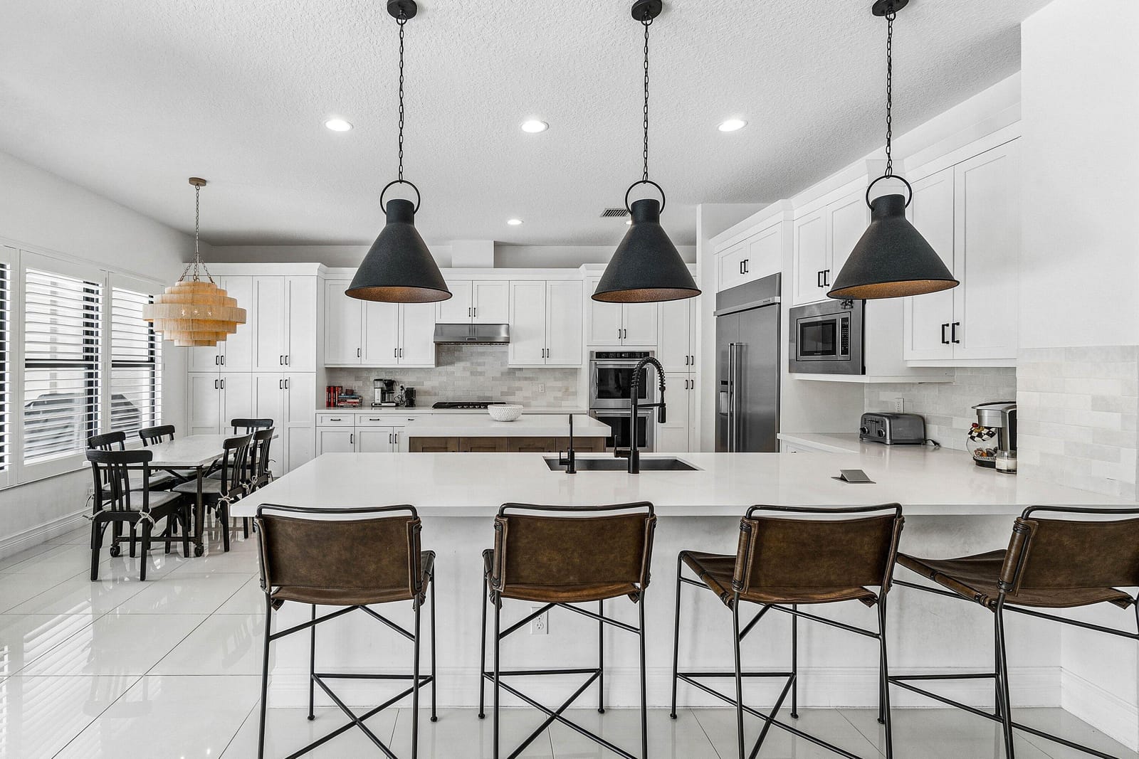 9566 Eden Roc Court — photo 10