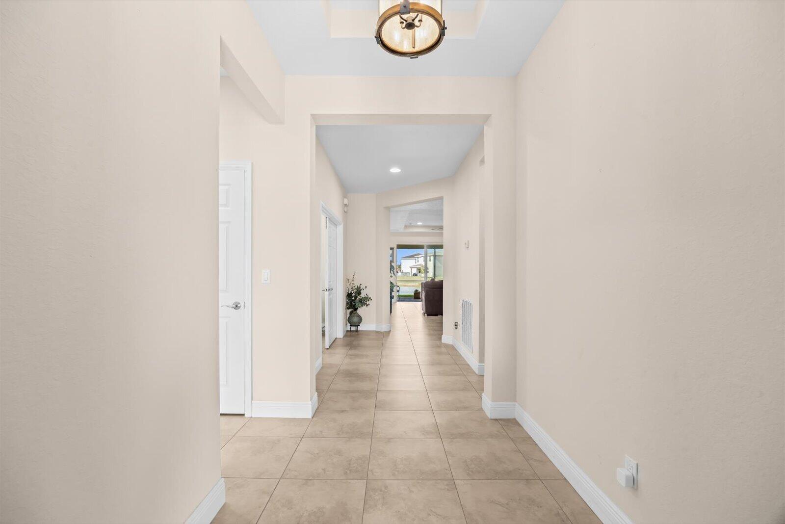 1114 NW Demedici Rd Road — photo 4