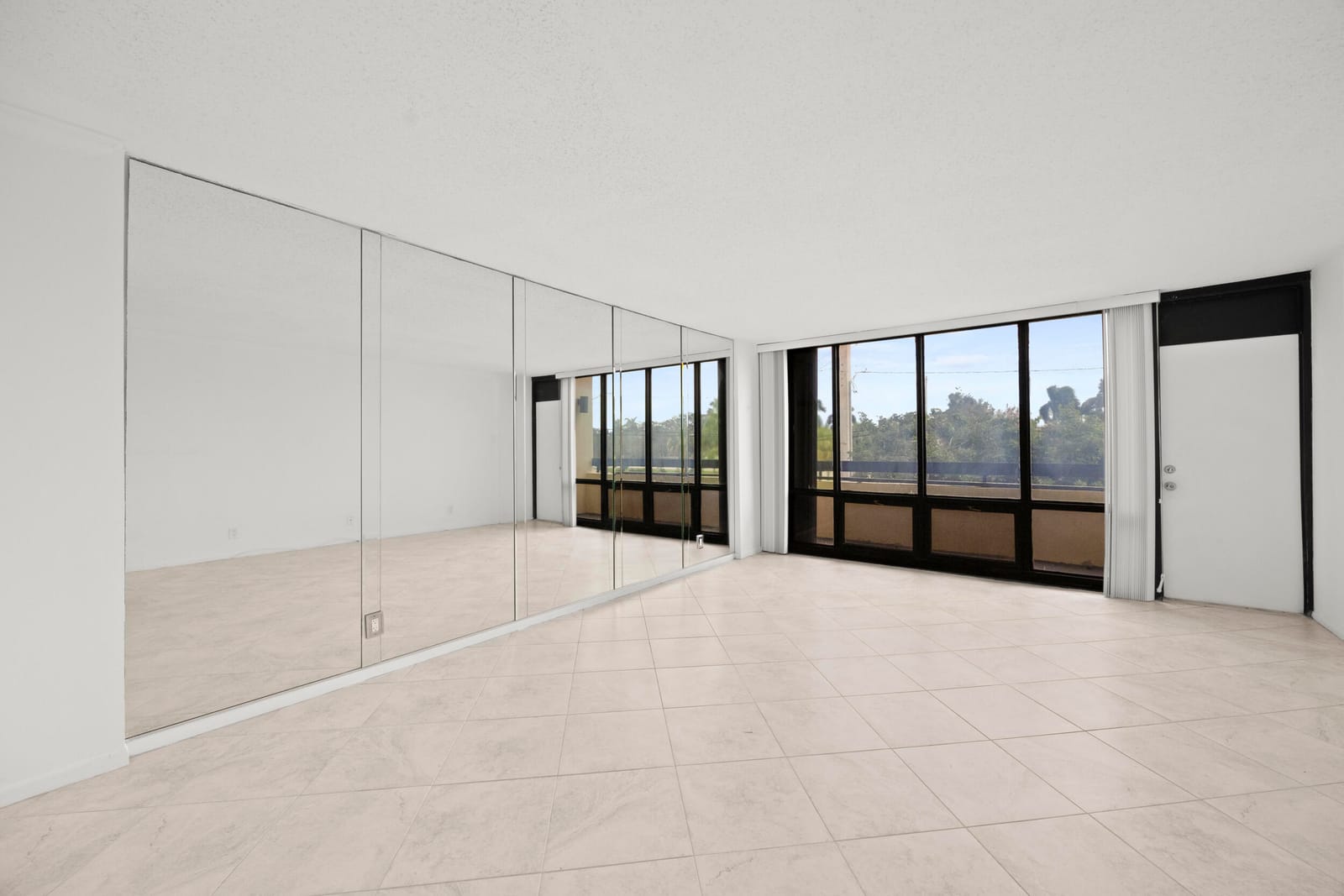 1401 S Federal Highway 220 — photo 10