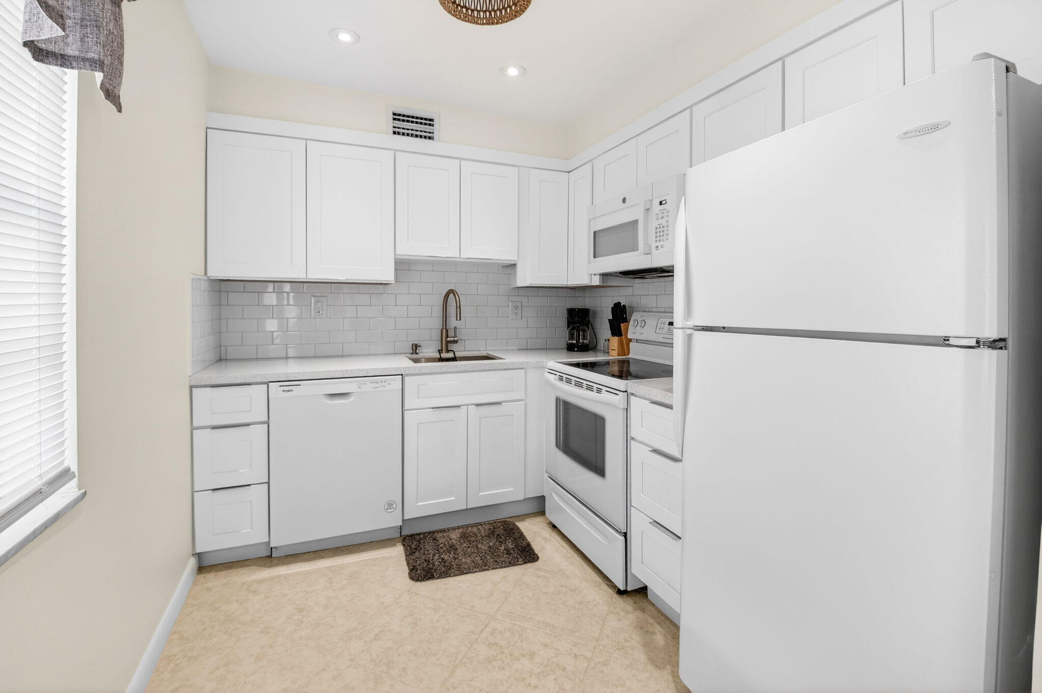 173 Flanders D, Delray Beach, FL 33484 photo 19
