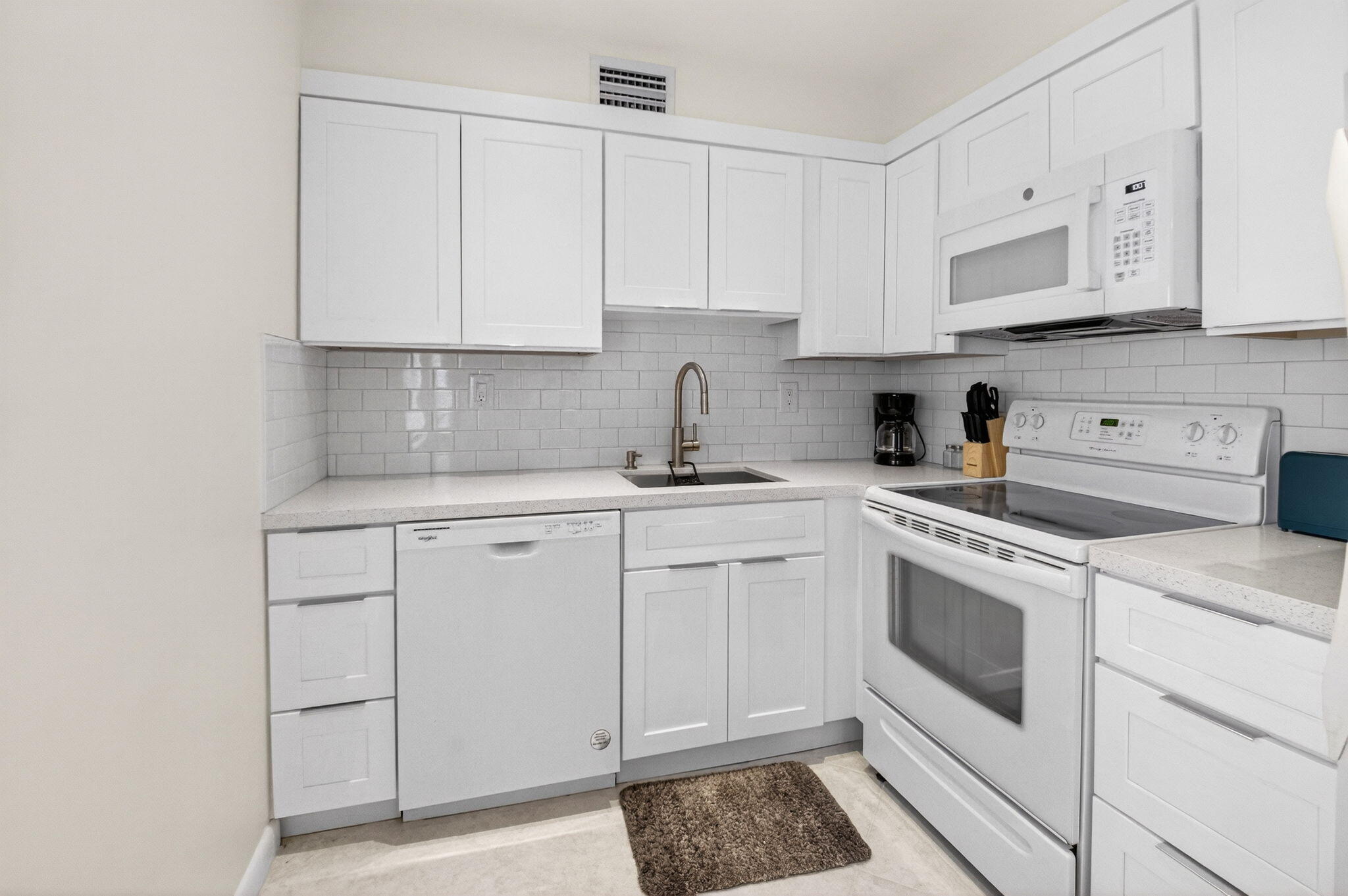 173 Flanders D, Delray Beach, FL 33484 photo 20