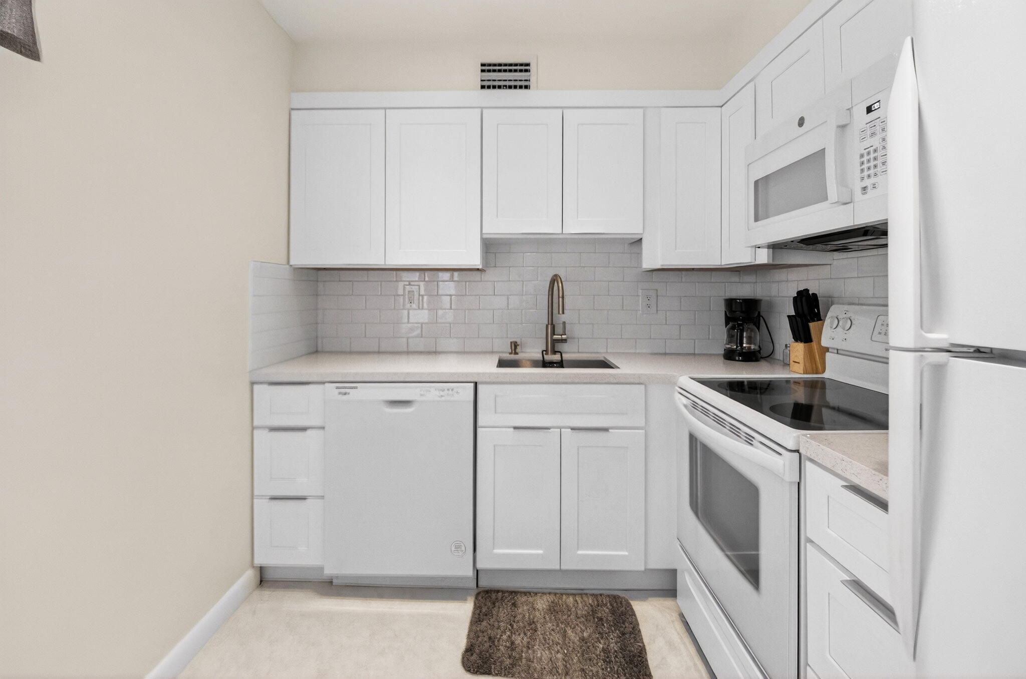 173 Flanders D, Delray Beach, FL 33484 photo 23