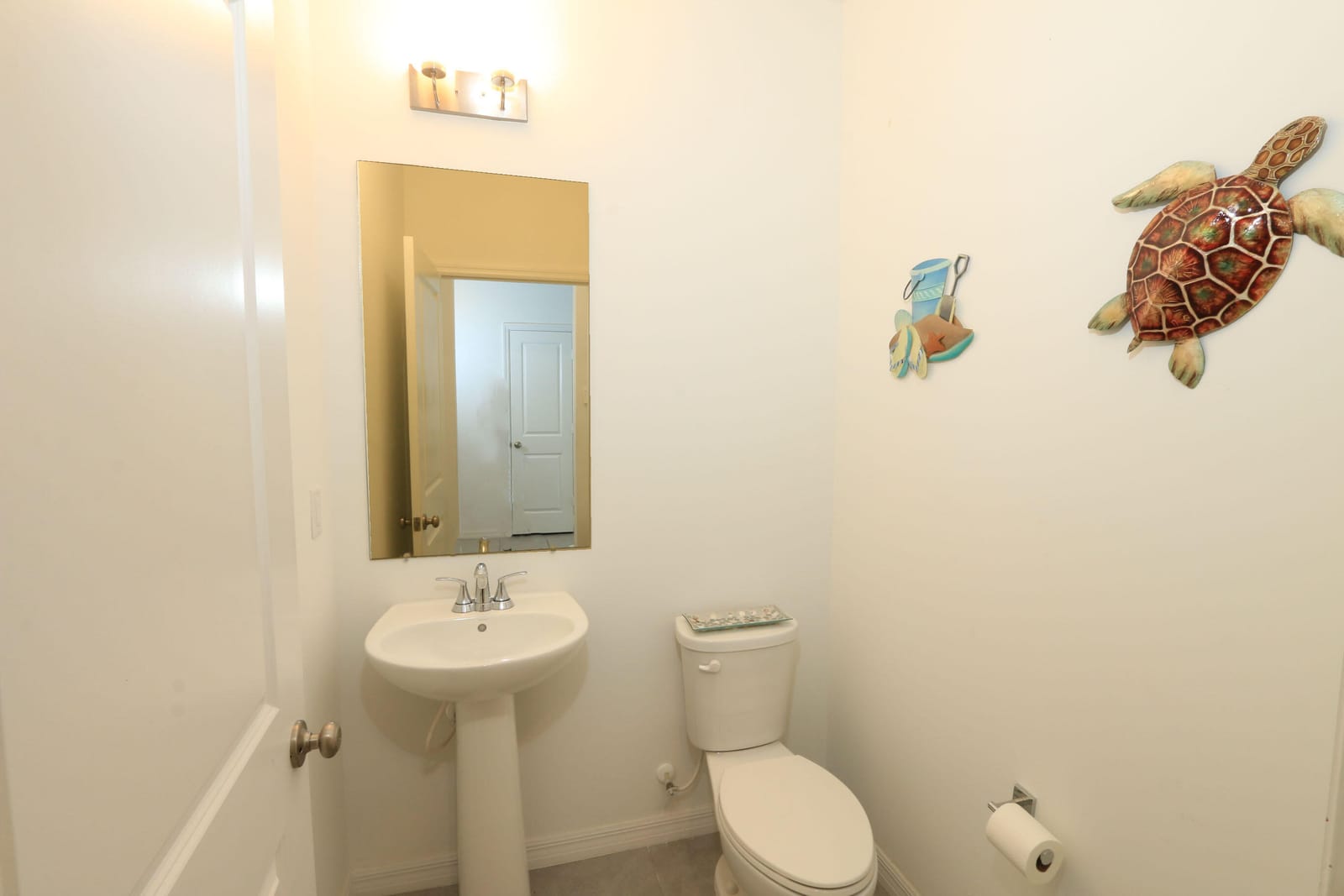 656 NE Waters Edge Lane — photo 5