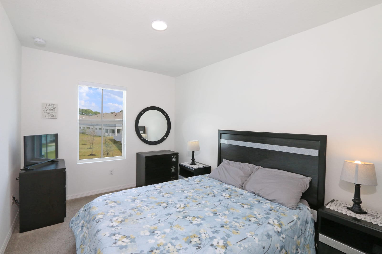 656 NE Waters Edge Lane — photo 8