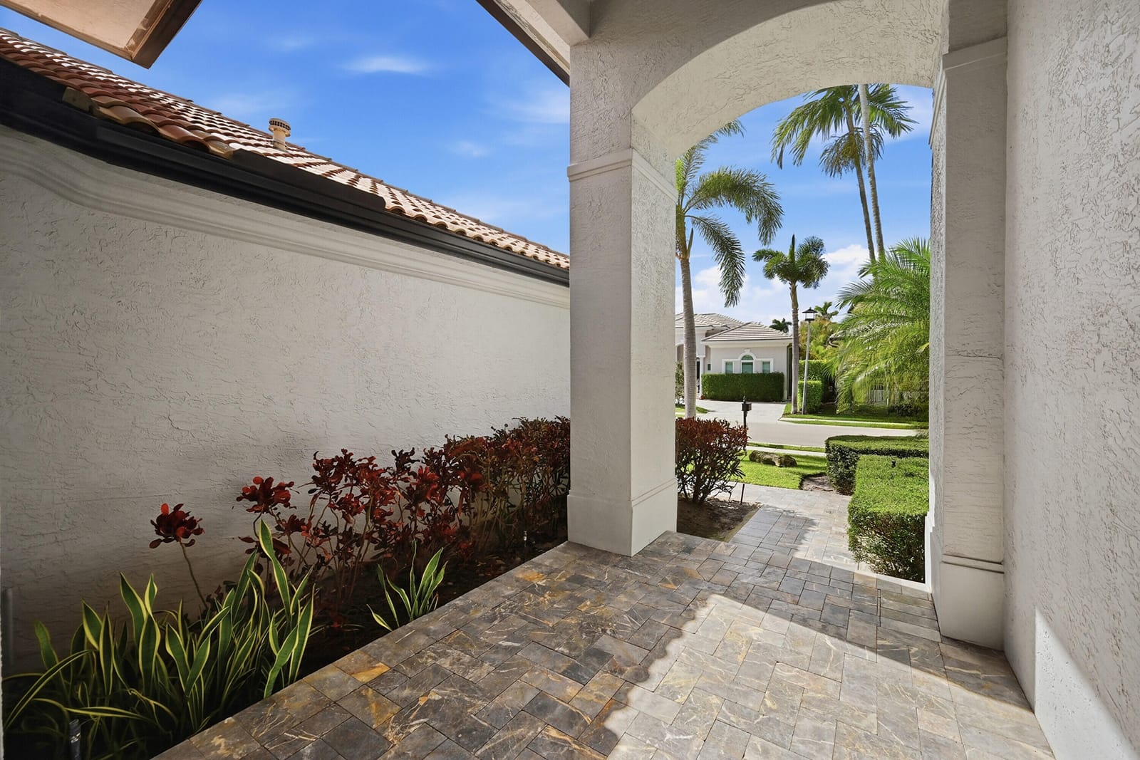 5006 NW 24th Circle — photo 3
