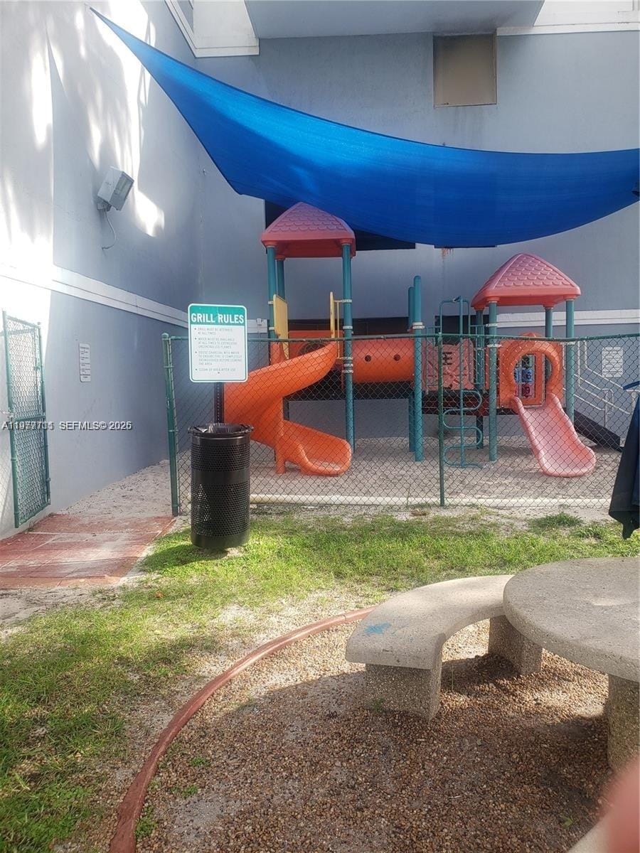 5077 NW 7th Street 903, Miami, FL 33126 photo 11
