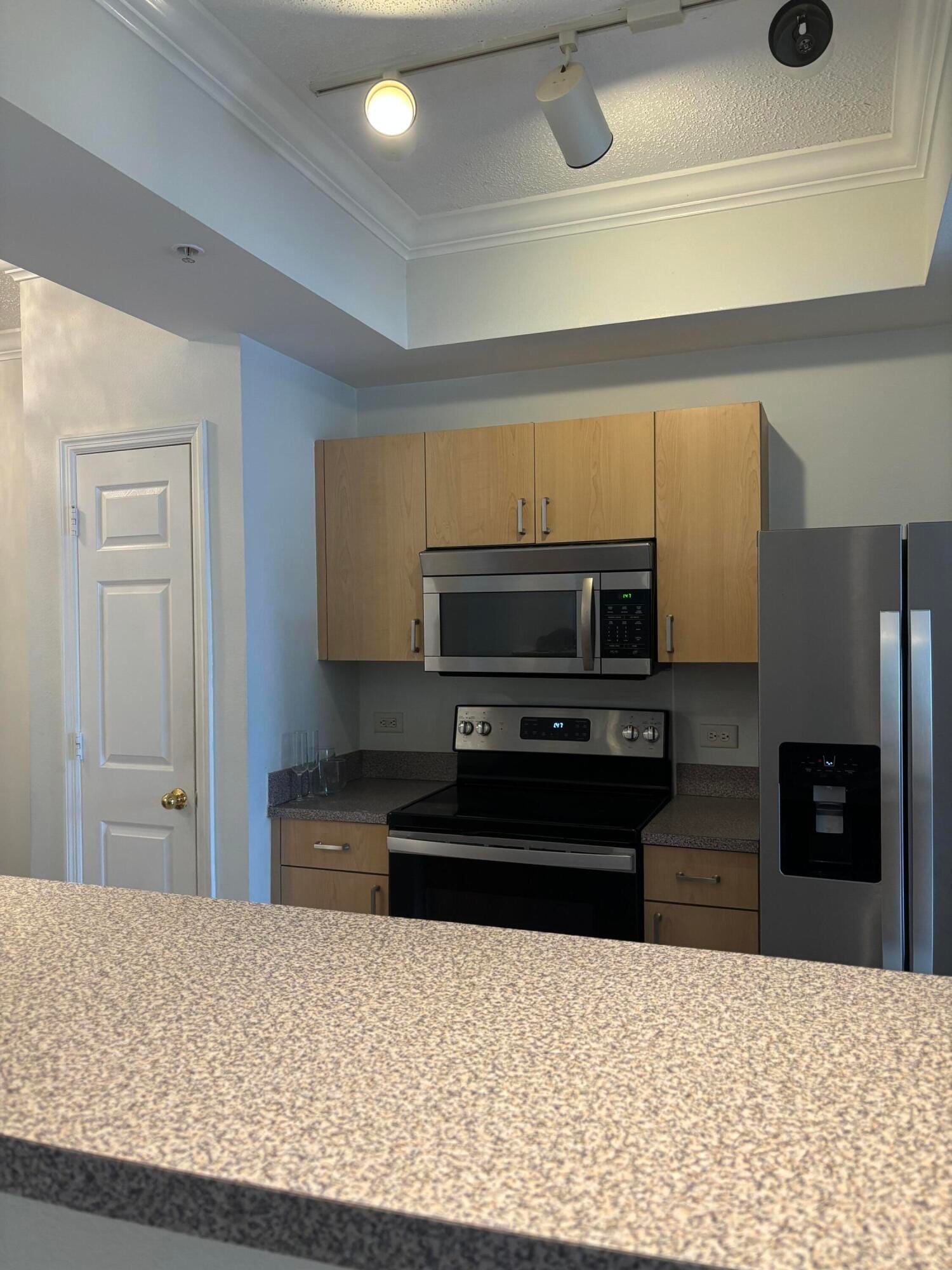 533 NE 3rd Avenue 204, Fort Lauderdale, FL 33301 photo 14