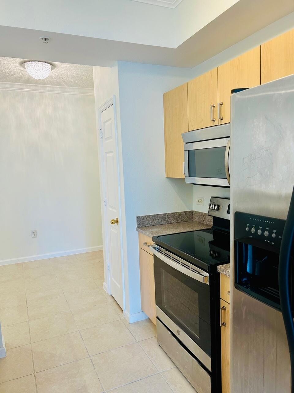 533 NE 3rd Avenue 204, Fort Lauderdale, FL 33301 photo 15
