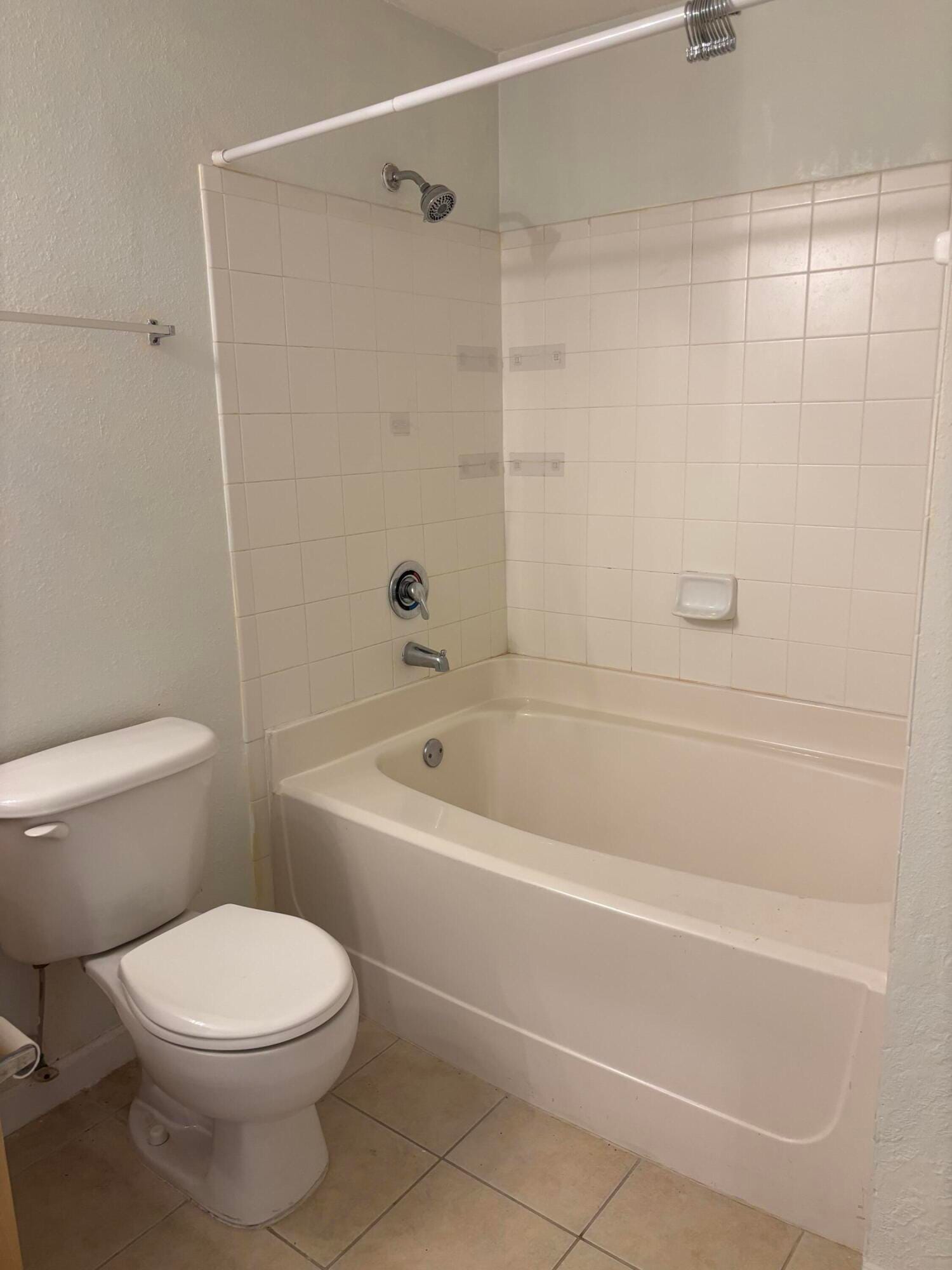 533 NE 3rd Avenue 204, Fort Lauderdale, FL 33301 photo 16