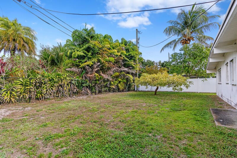 1305 SE 2nd Street, Pompano Beach, FL 33060 photo 14