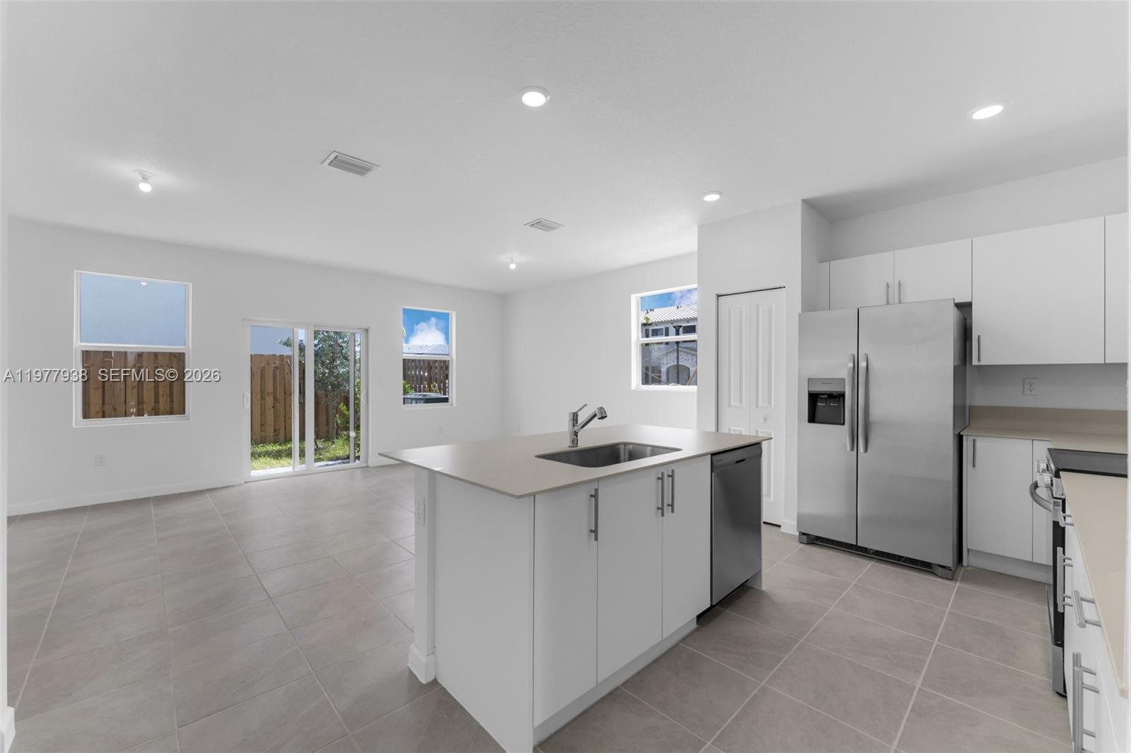 191 SE 11th Avenue — photo 5