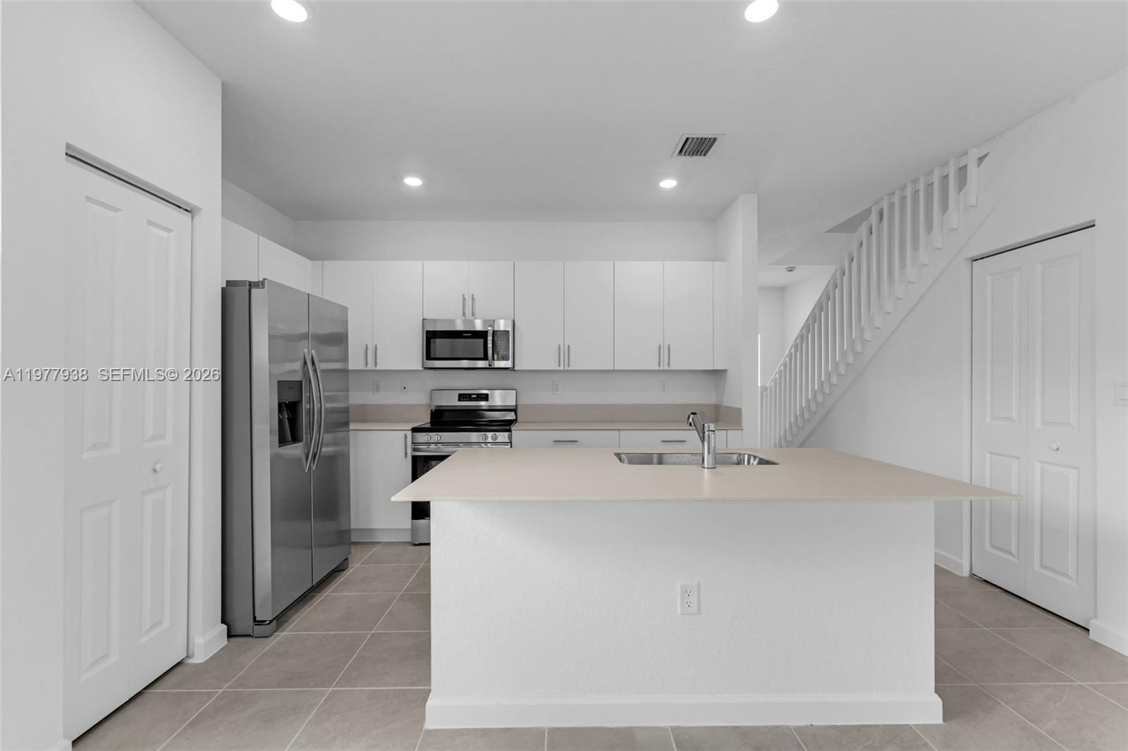 191 SE 11th Avenue — photo 8
