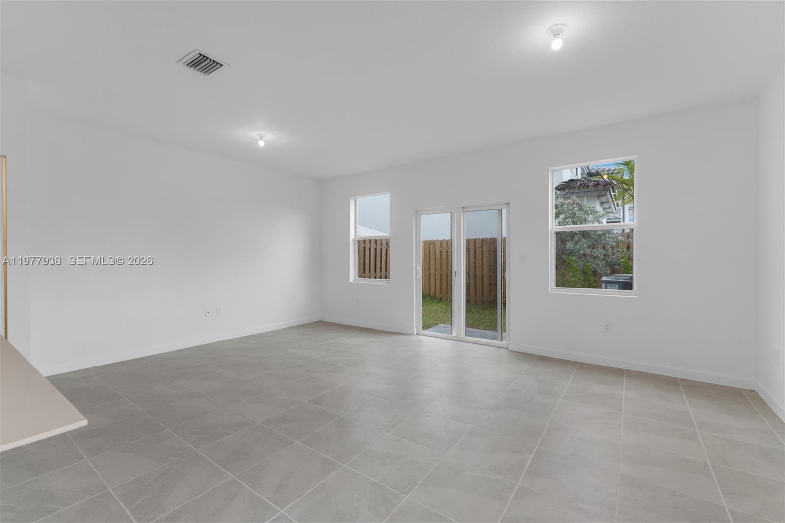 191 SE 11th Avenue — photo 10