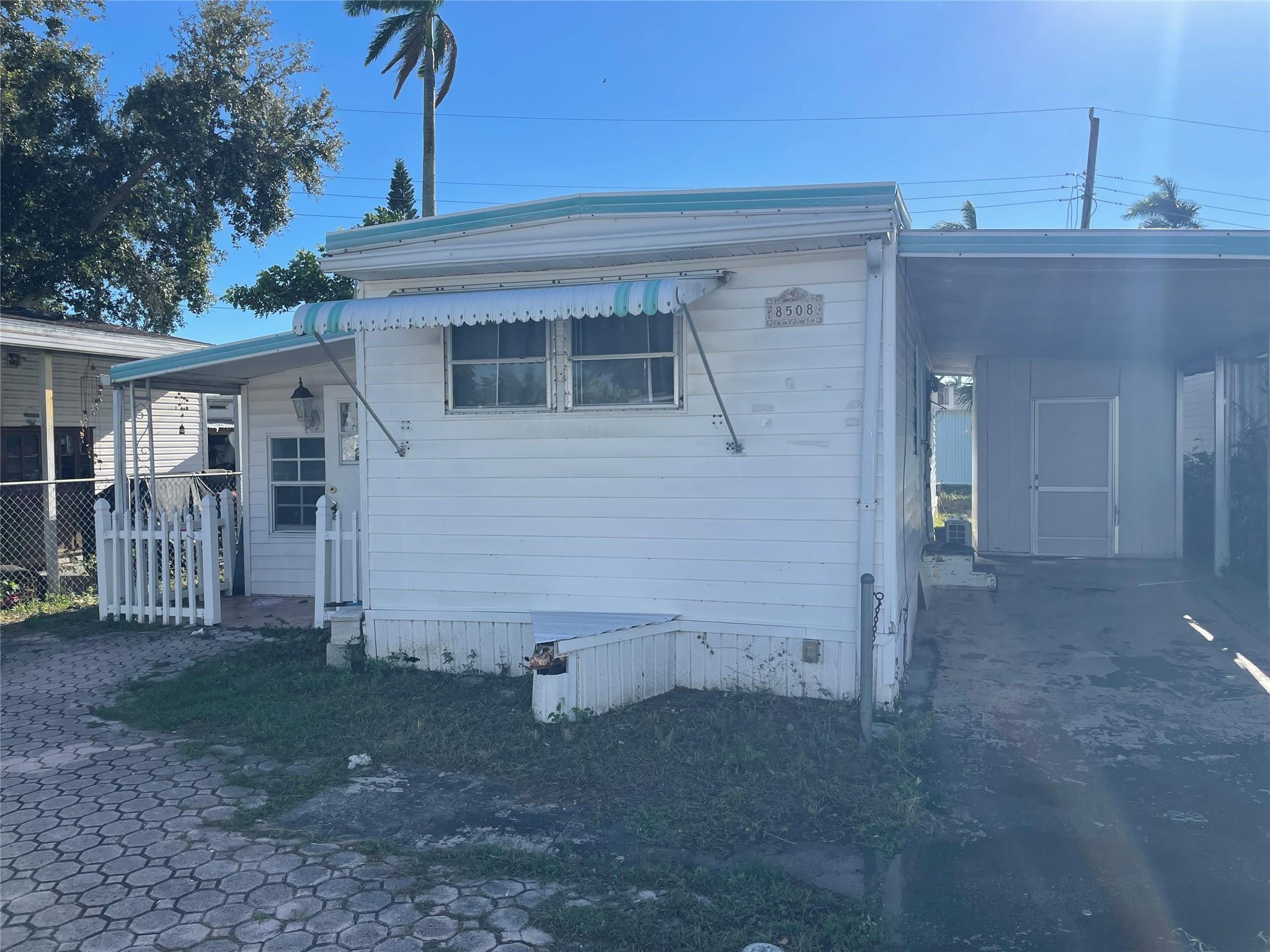 8508 SW 16th Court, Davie, FL 33324, Davie